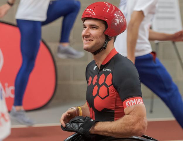 ContentImage_AthleteStories_DANNY SIDBURY